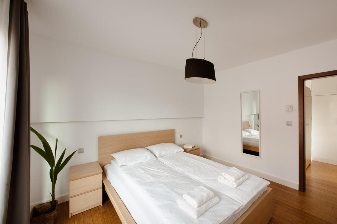 Spacious Apartment Close To Main Station / Galeria Krakowska Экстерьер фото
